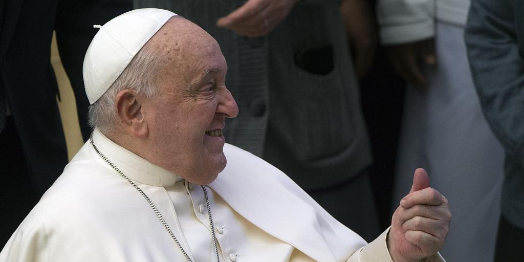 El Papa denuncia el «mecanismo perverso» de las redes sociales: «Modifican nuestra percepción de la realidad»