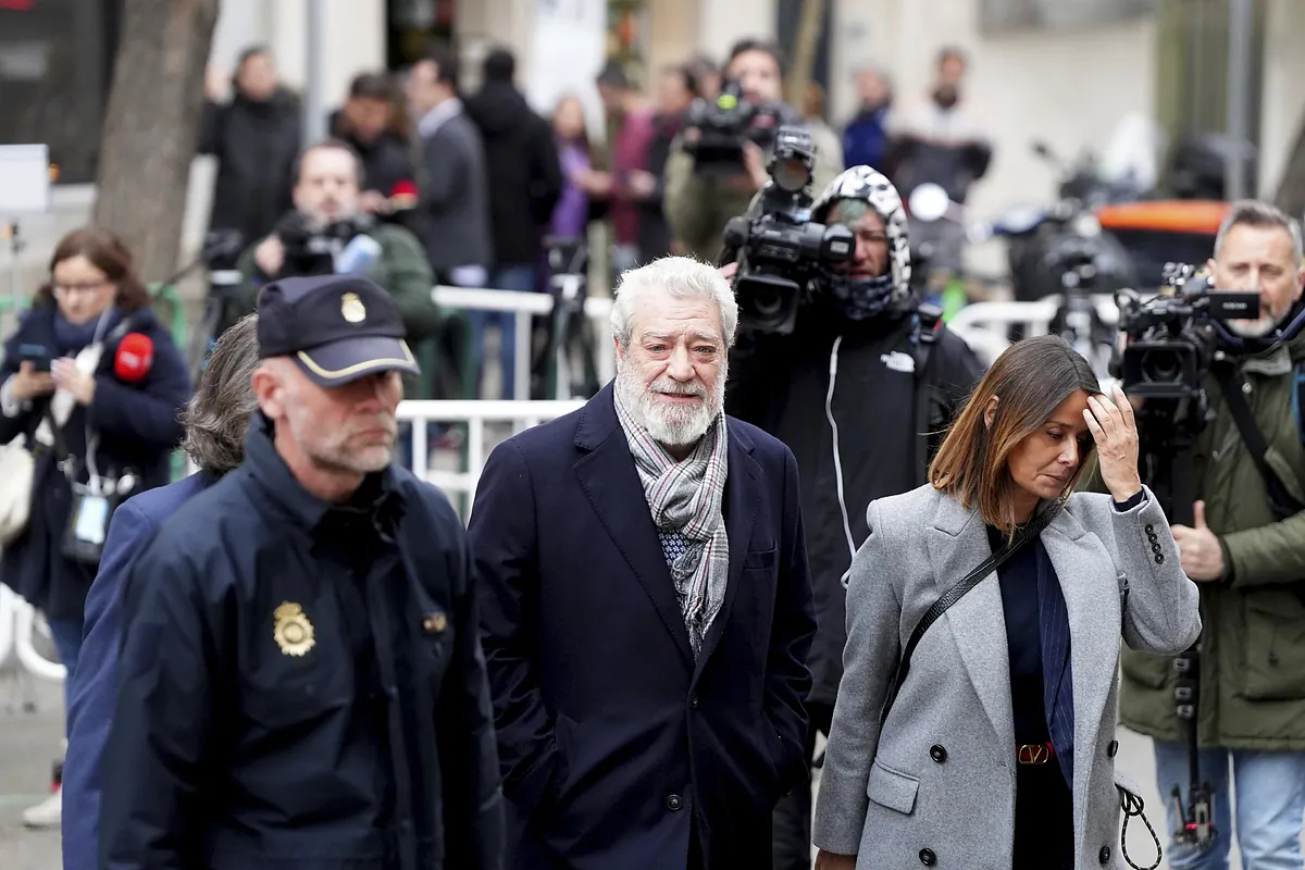 El jefe de Gabinete de Ayuso, Miguel Ángel Rodríguez, tras testificar en el Supremo: "Independientemente de mi declaración, el fiscal general va pa'lante"