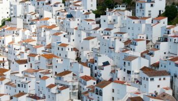 El pueblo blanco que la ONU encontró en la sierra de Málaga