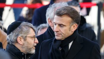 Emmanuel Macron exhorte les responsables des cultes à être des « ambassadeurs de fraternité »