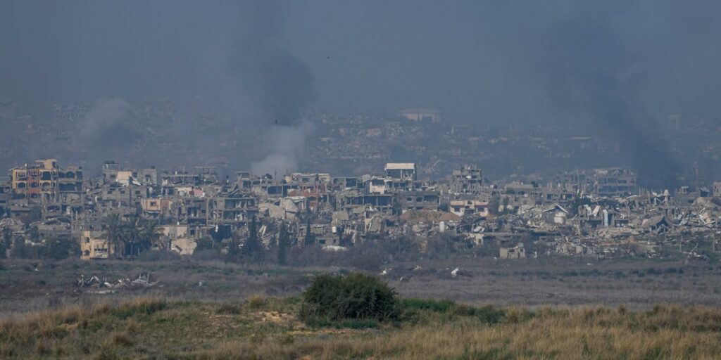 En direct, cessez-le-feu à Gaza : la défense civile de Gaza annonce 73 morts dans des frappes israéliennes depuis l’annonce de l’accord