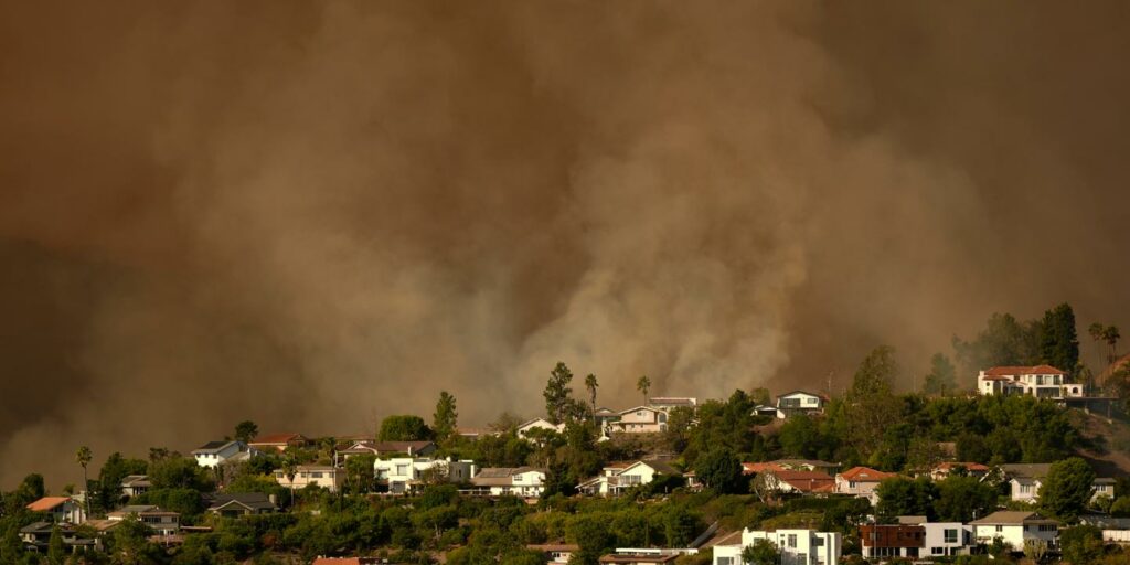 En direct, incendies à Los Angeles : les feux s’étendent à de nouvelles zones