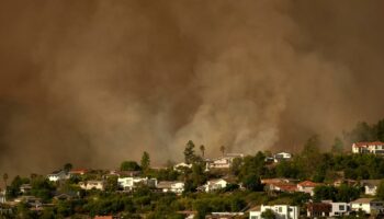 En direct, incendies à Los Angeles : les feux s’étendent à de nouvelles zones