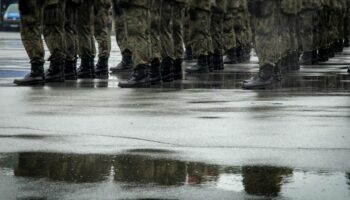 En hommage à Jean-Marie Le Pen, Europe 1 diffusera 12 heures de bruits de bottes