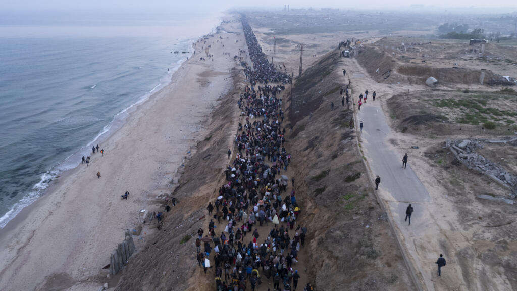 En images : le retour des déplacés vers le nord de Gaza, après 15 mois de guerre