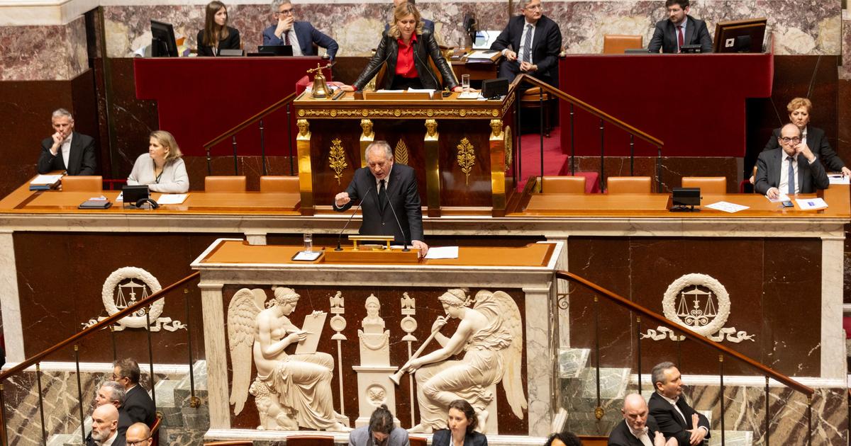 En quête de «stabilité», François Bayrou multiplie les gages aux oppositions à l’Assemblée