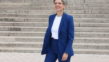 Enquête sur sa domiciliation à Paris dans le cadre des législatives de 2022 : Sandrine Rousseau a été entendue comme suspecte