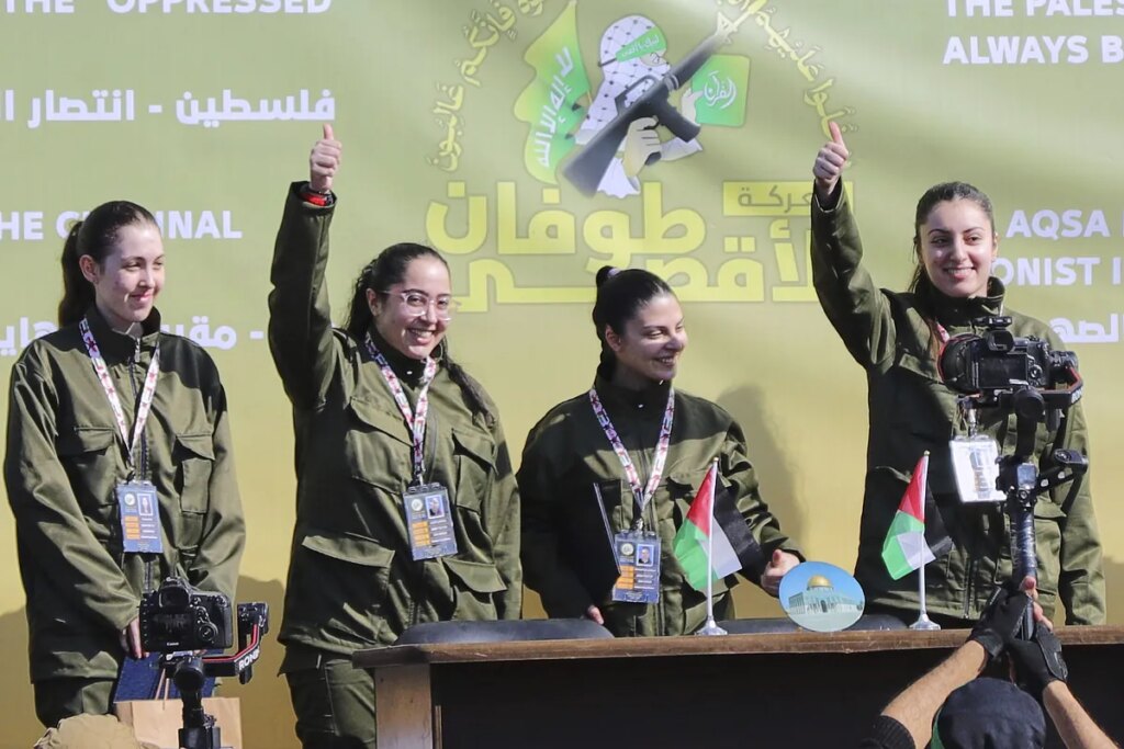 Estas son las cuatro mujeres soldado israelíes liberadas por Hamas en el marco de la tregua