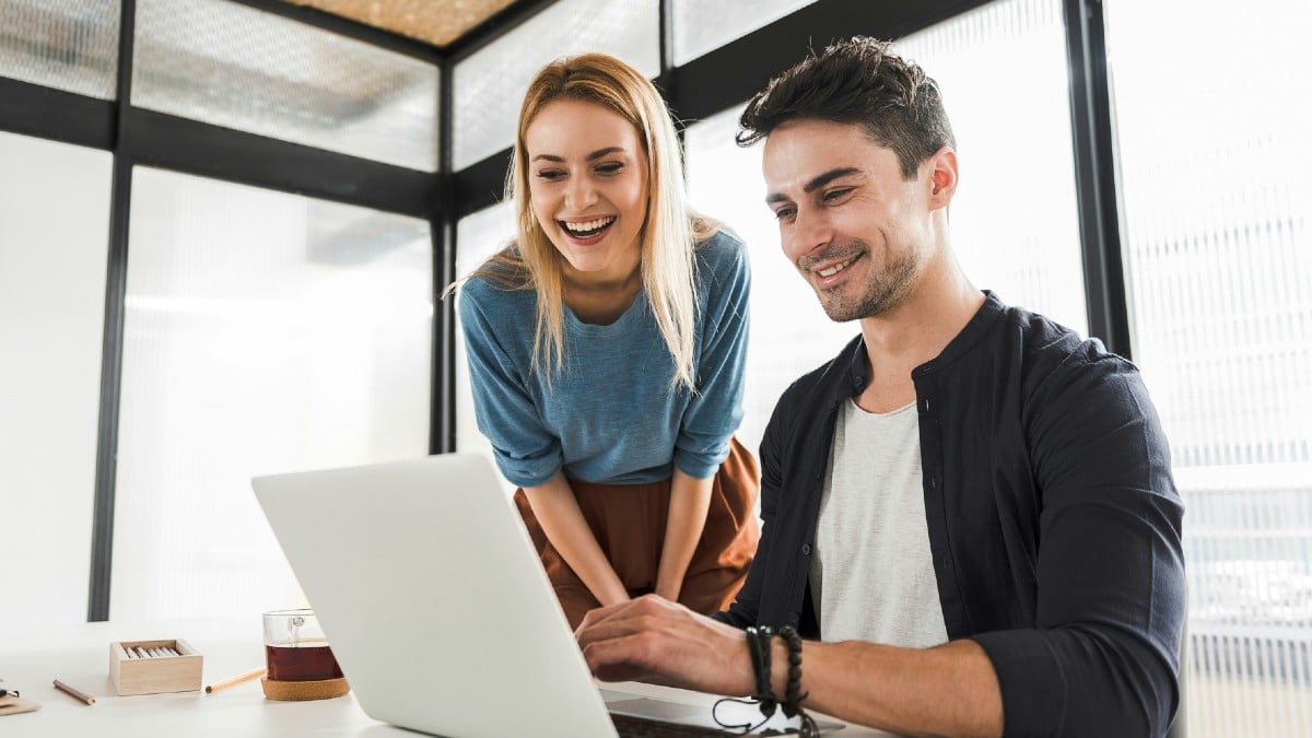 Être gentil au travail, un bon plan pour votre carrière?