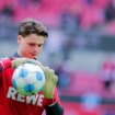 FC Bayern: Urbig-Transfer perfekt