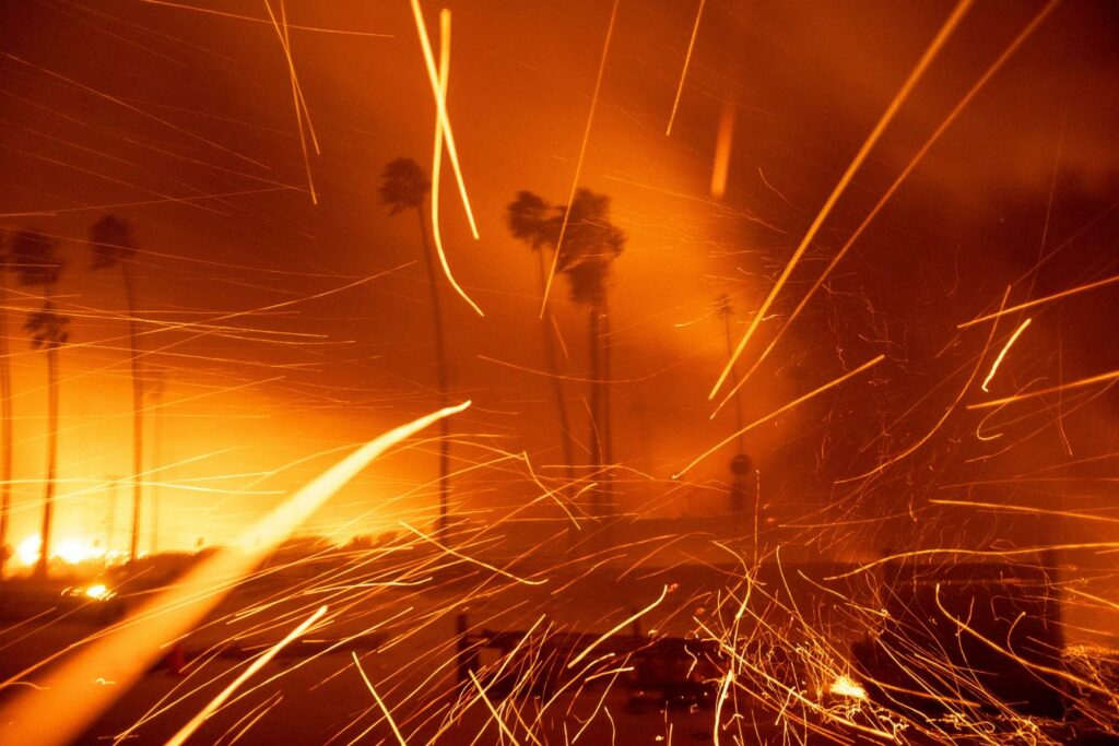 Feux à Los Angeles : pourquoi des incendies surviennent en plein hiver