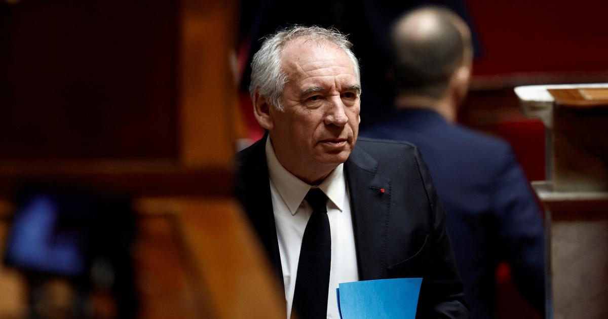 Fin de vie : en scindant le projet de loi, François Bayrou démine un sujet sensible