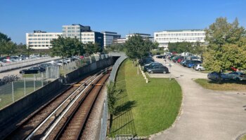 Fröttmaninger Arena: Münchner CSU will Fußball-Fans in Hochbrück abfangen