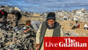 Gaza ceasefire: Displaced Palestinians return to destroyed homes as aid is delivered to strip – live updates