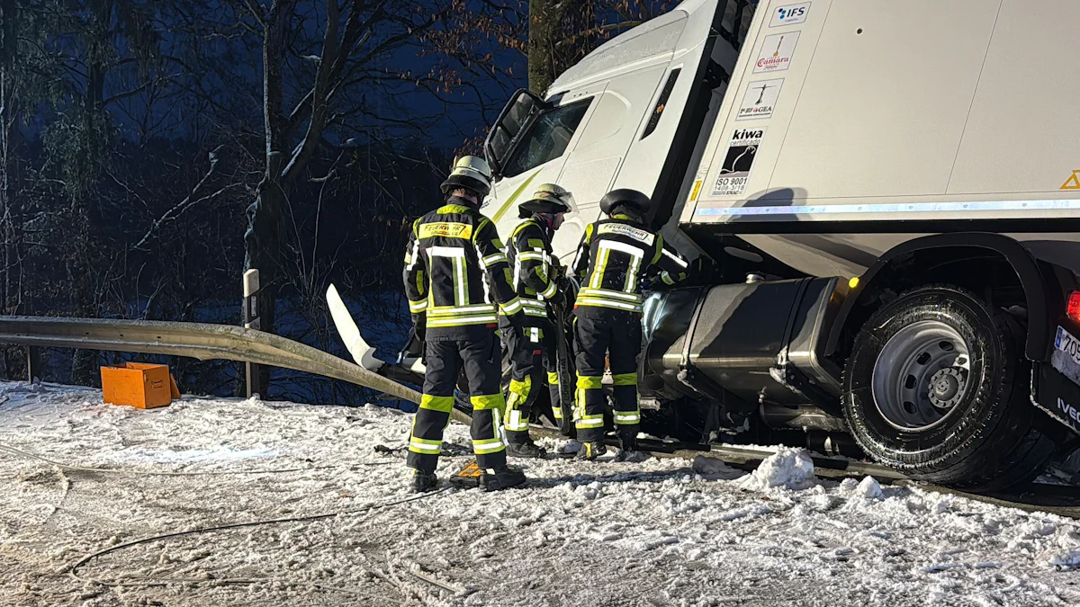 Gefrierender Regen: Glatteis beeinträchtigt den Verkehr auf Straße, Schiene und in der Luft