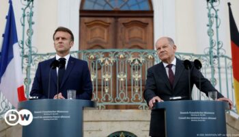 Germany’s Scholz heads to Paris for meeting with Macron