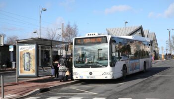 Grève des bus de Cergy-Pontoise : à Conflans-Sainte-Honorine, deux mois « ça commence à faire long »