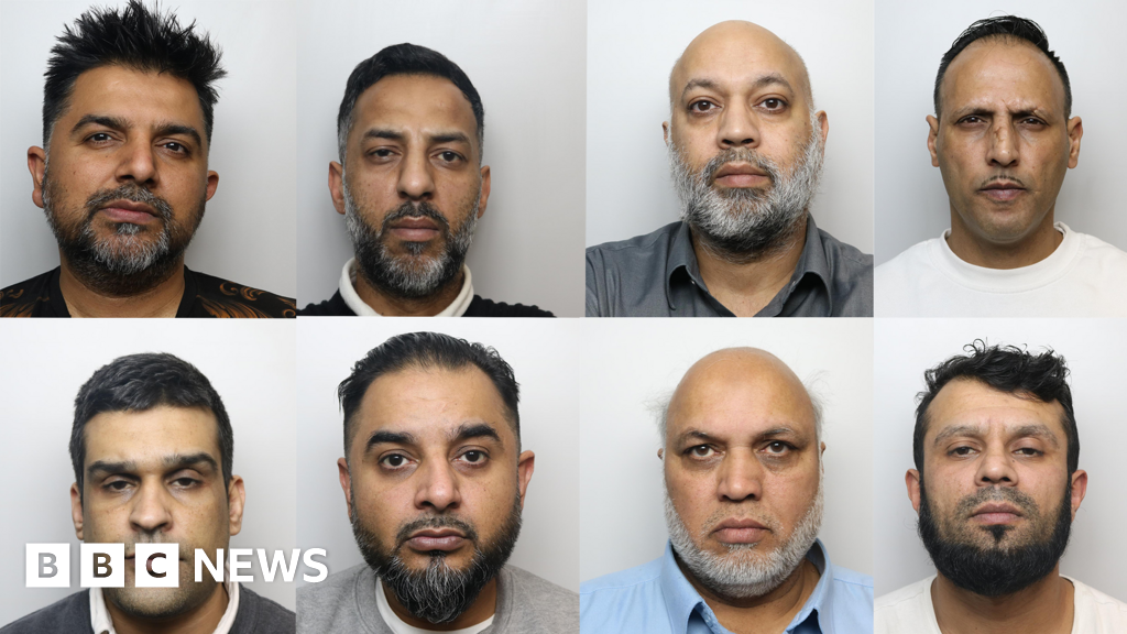 Grooming gang members given jail sentences