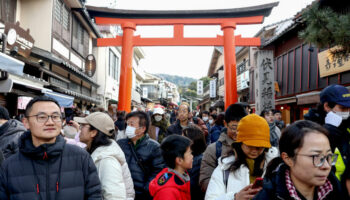 Hausse de la taxe de séjour à Kyoto : lutte contre le surtourisme au Japon ou mesure politique ?