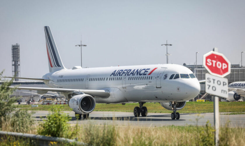 Hausse de la taxe sur les billets d’avion : après l’avoir appliquée, Air France la rembourse à ses passagers