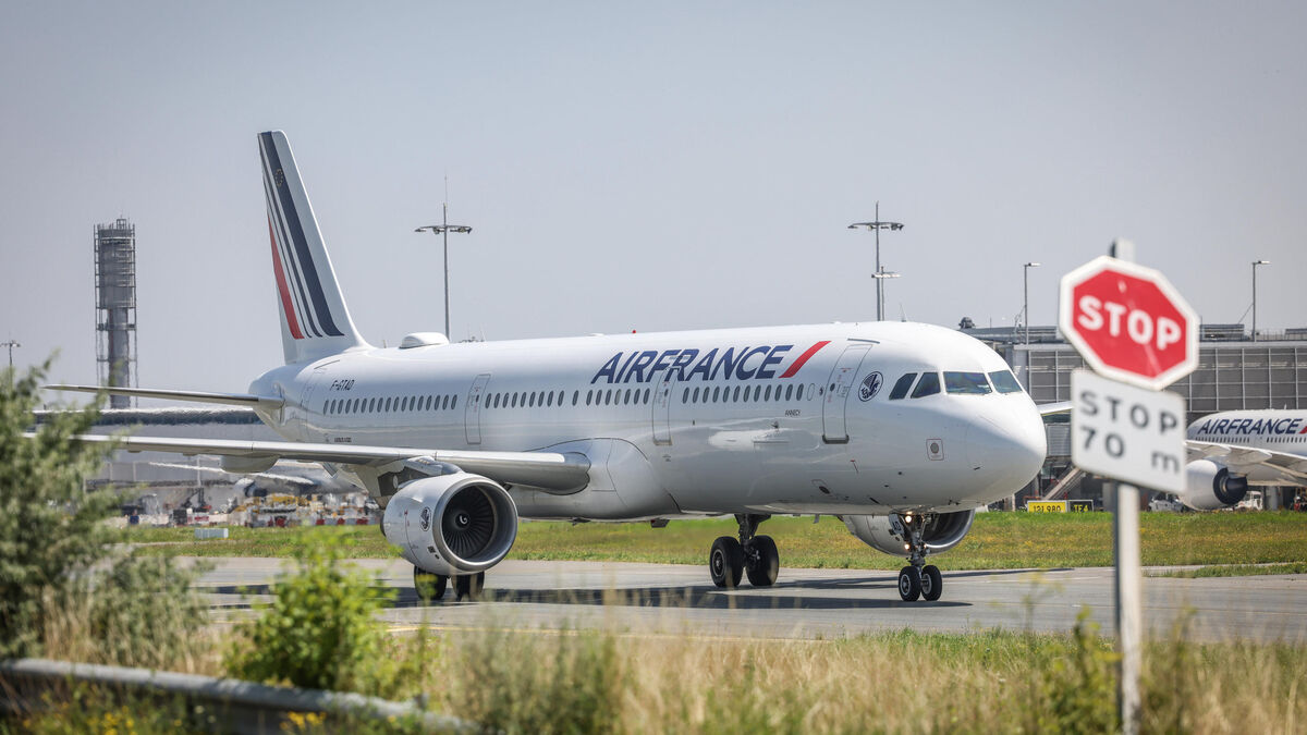 Hausse de la taxe sur les billets d’avion : après l’avoir appliquée, Air France la rembourse à ses passagers