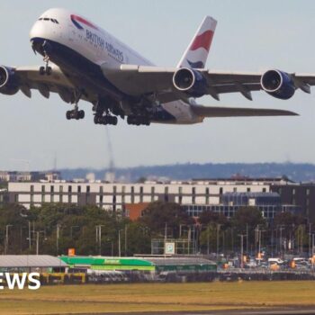 Heathrow and Gatwick airport could expand under plans