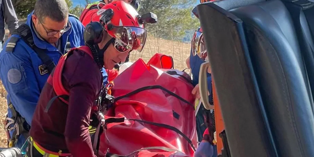 Herido un cazador tras pegarse un tiro al caer por un terraplén en Alicante