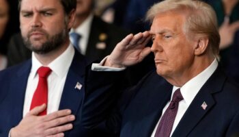 « Il y a deux genres aux États-Unis, homme et femme » : d’entrée, Trump enclenche sa croisade contre le « wokisme »