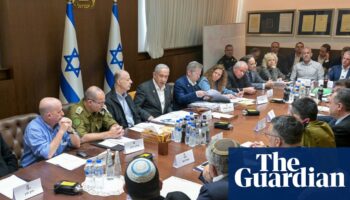 Israeli cabinet ratifies ceasefire deal with Hamas