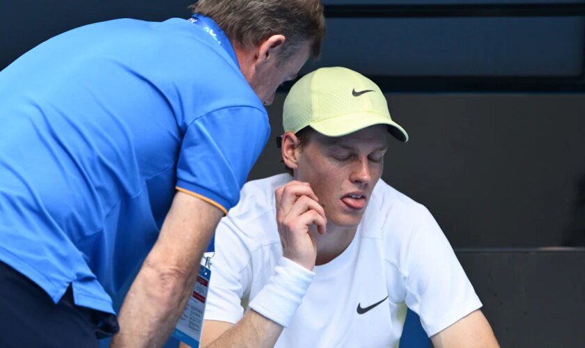 Jannik Sinner bei den Australian Open: Sieg nach Schwächeanfall