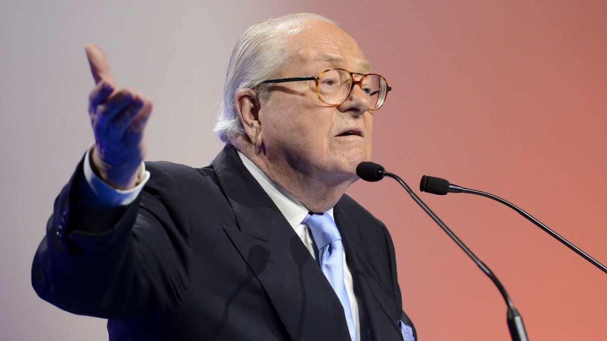 Jean-Marie Le Pen (1928-2025), une vie de provocations et de haine