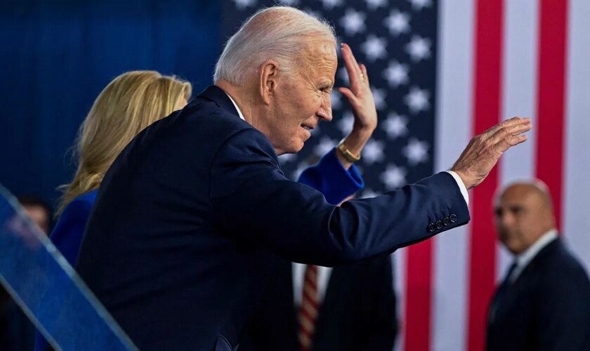 Joe Biden concede indultos preventivos a posibles blancos de Trump