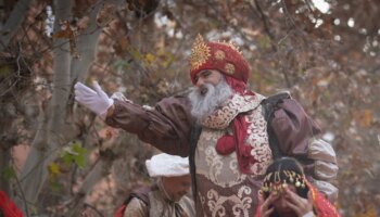 La cabalgata de Reyes en Granada invita a creer en la magia