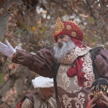 La cabalgata de Reyes en Granada invita a creer en la magia