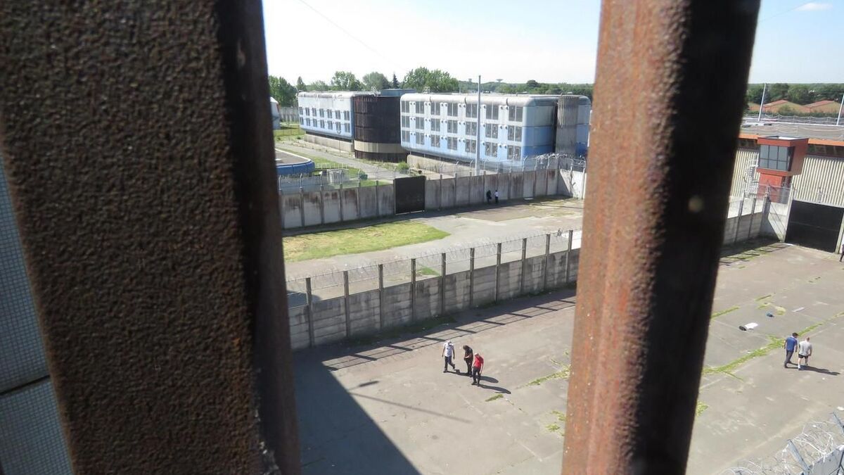 La justice enjoint l’État d’améliorer les conditions de détention à la prison de Bois-d’Arcy