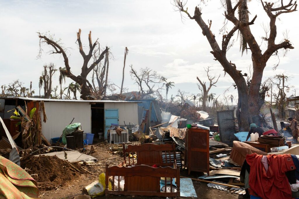 La promesse d’« empêcher la reconstruction des bidonvilles » à Mayotte fait débat