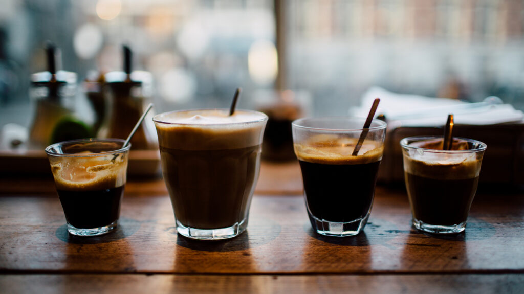 Le café de plus en plus cher: La situation est grave pour les cafetiers et les torréfacteurs