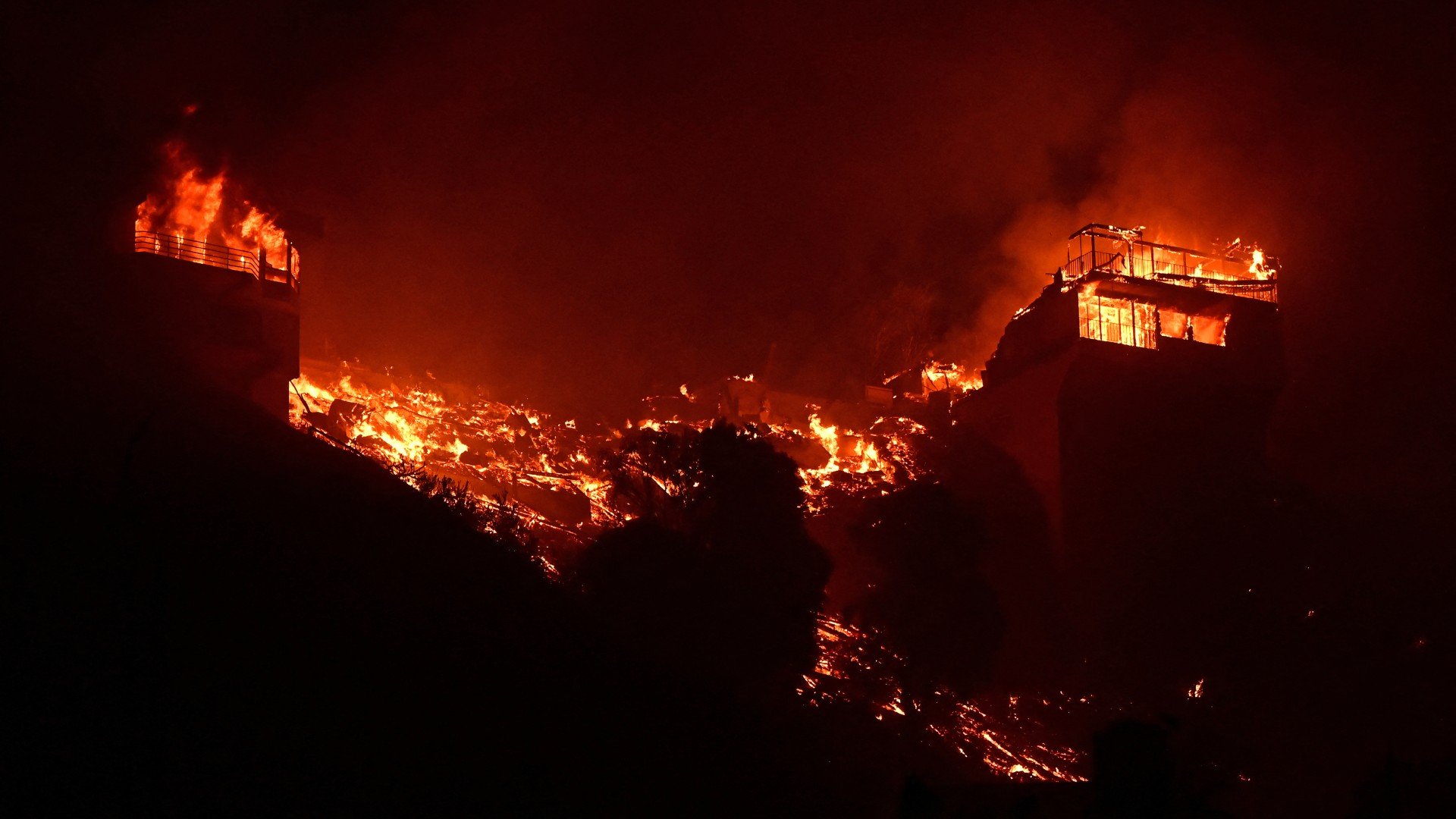 Le lien entre les changements climatiques et les incendies établi par l'étude de glace de l'Antarctique