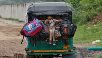 Les événements climatiques ont perturbé la scolarité d’un enfant sur sept dans le monde en 2024, estime l’Unicef