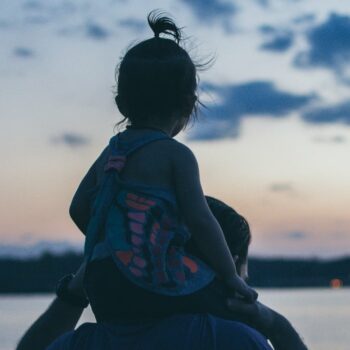 Les parents de plusieurs enfants ont souvent un chouchou (devinez de qui il s'agit)