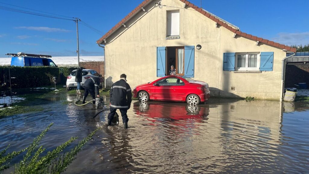 « Les pompiers nous ont réveillés en tapant au volet » : de nouveaux sinistrés à la suite des inondations dans l’Oise