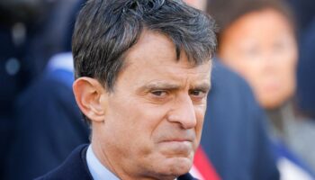 «L'immigration nécrose Mayotte», dénonce Manuel Valls