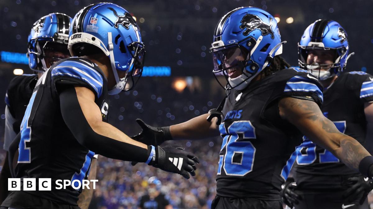 Detroit Lions players celebrate a touchdown against the Minnesota Vikings in the NFL