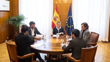 Los ministros de Sumar se conjuran en torno a Yolanda Díaz para forzar al PSOE a "cumplir" con la reducción de jornada