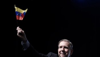 Los socialistas vetan el reconocimiento de Edmundo González como presidente electo de Venezuela en las peticiones  aprobadas por la Eurocámara: "No estamos de acuerdo"