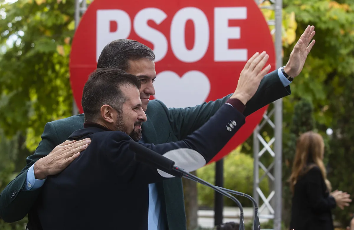 Luis Tudanca niega que le hayan "obligado" a irse y pide "unidad" al PSOE en Castilla y León: "Mis enemigos están fuera del partido"