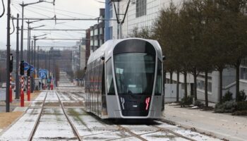 Luxembourg-ville: Un usager du tram insulte la conductrice puis agresse la police