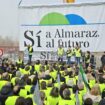 Masiva manifestación contra el cierre de la central nuclear de Almaraz, con apoyo de Castilla-La Mancha desde la distancia