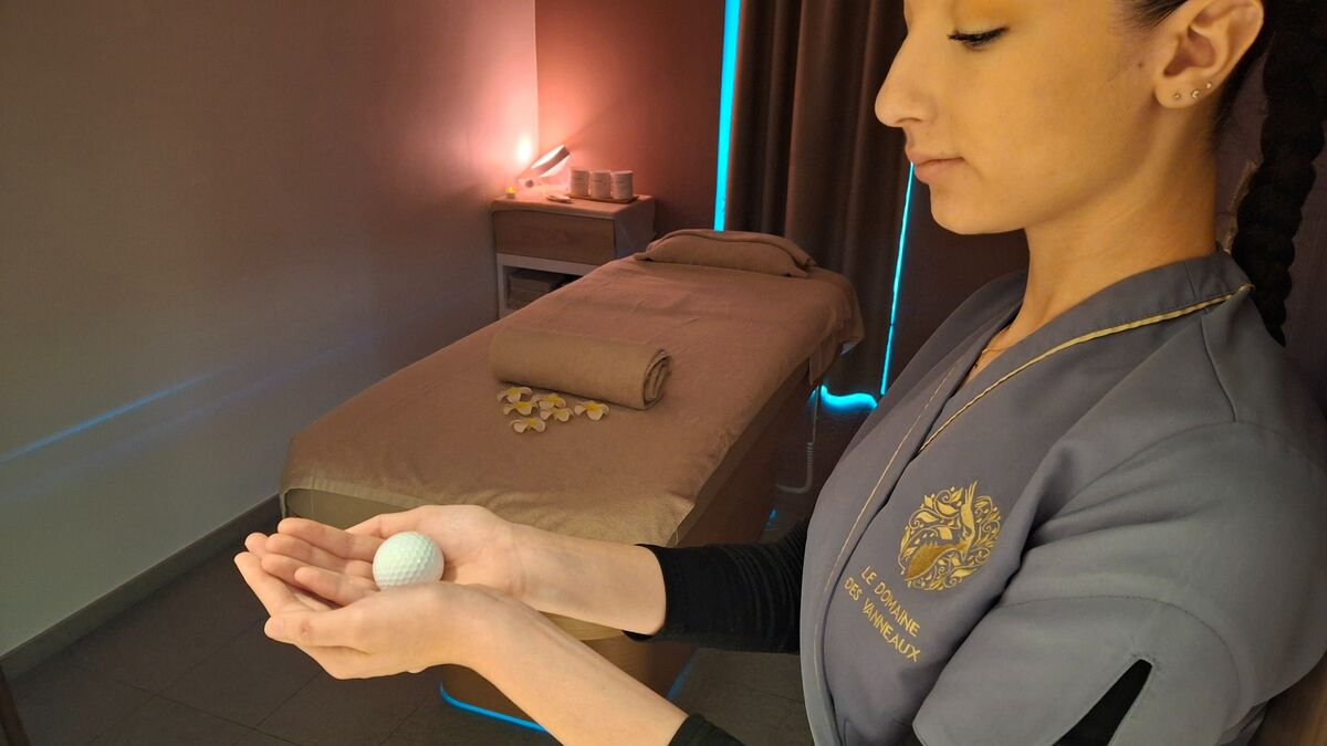 Massage avec une balle de golf, spa à la bière… Les soins insolites pour se faire du bien après les fêtes