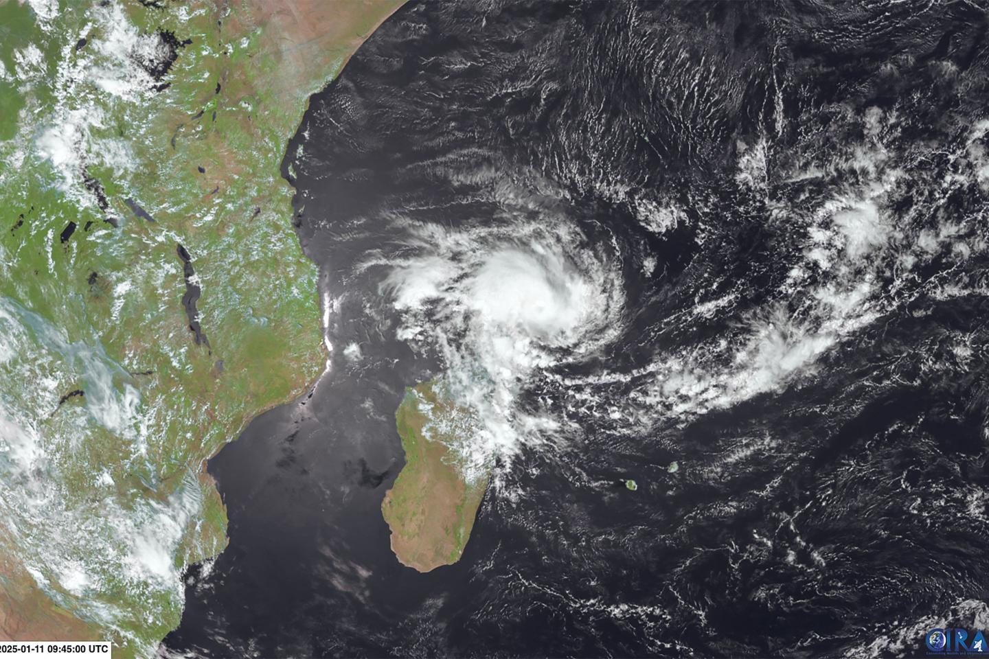 Mayotte placée en alerte rouge à l’approche du cyclone Dikeledi